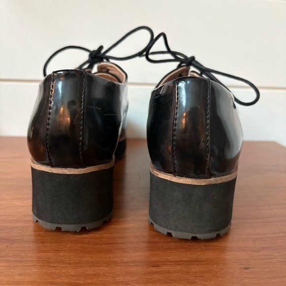 Aldo Women's Lovirede Oxford Wedge Shoes Flats Black Patent Size 9 EUR 40 Chic - Picture 6 of 8